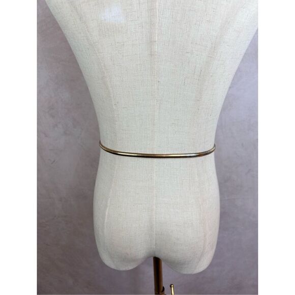 Vintage Mod Gold Tone Stretch Belt - Picture 3 of 8